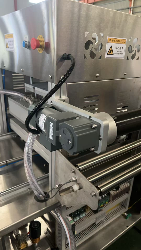 آلة تغليف الغلاف الجوي والجلد المعدلة نصف الأوتوماتيكية لحفظ الأغذية